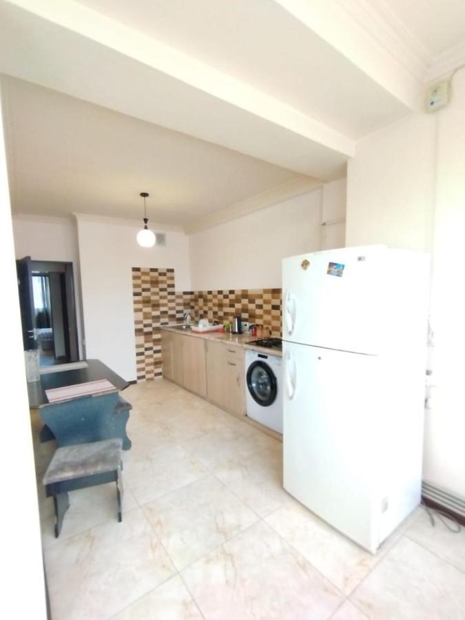 Large Apt Near Republic Square Yerevan Exterior foto
